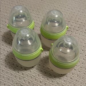 Comotomo Baby Bottle Bundle - Green, 5oz